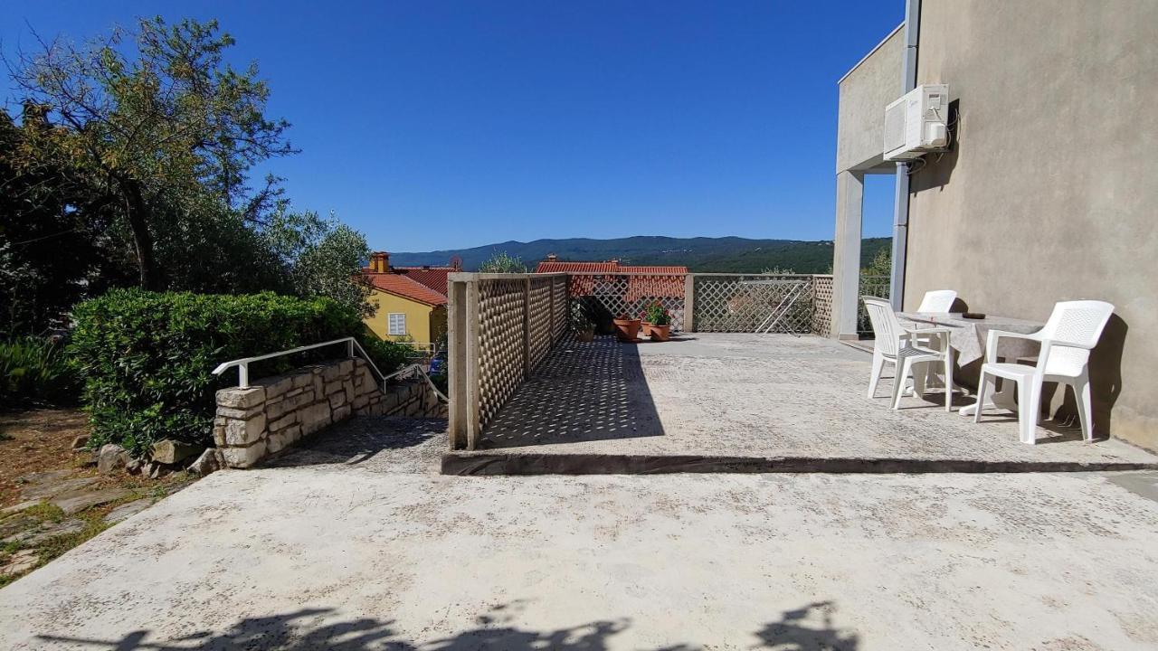 Apartments With A Parking Space Rabac, Labin - 19058 エクステリア 写真